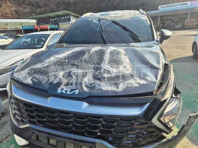 Photo 2 of 38: 2022 Kia Sportage, VIN KNAPV81CBPK128324 — Korean insurance auction