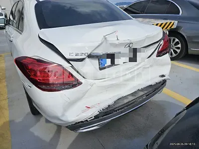 Photo 1 of 97: 2019 Mercedes-Benz C220 d — Korean insurance auction