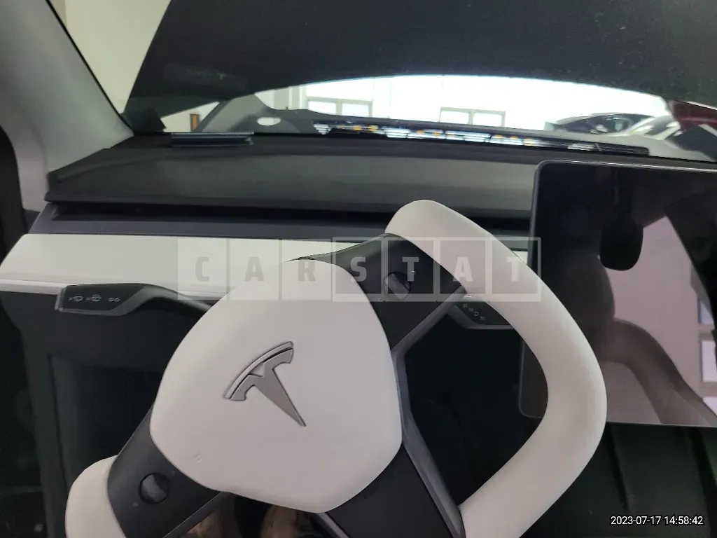 Photo 2 of 72: 2022 Tesla Model Y Performance, VIN 7SAYGDEF3NF500782 — Korean insurance auction