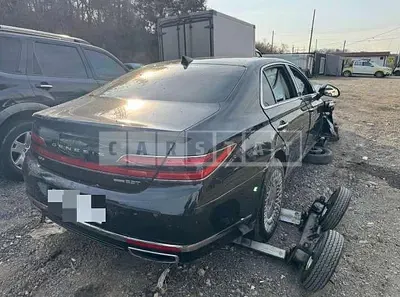 Photo 1 of 11: 2019 Genesis G90 — Korean insurance auction
