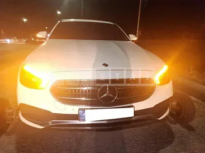 Photo 1 of 9: 2021 Mercedes-Benz E250, VIN W1KZF4FB7MA991029 — Korean insurance auction