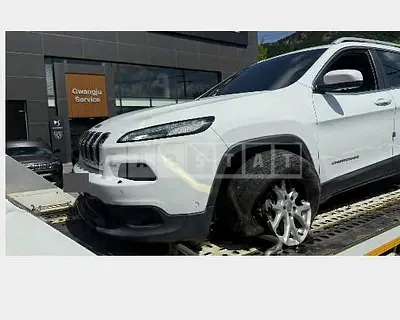 Photo 1 of 17: 2017 Jeep Zip Cherokee 2.4 — Korean insurance auction