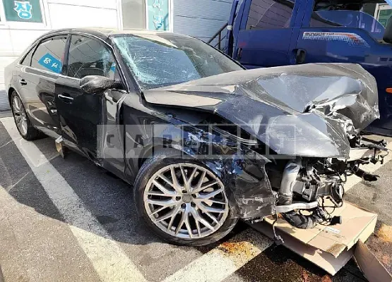 Photo 2 of 15: 2016 Audi A8L 50 TDI quattro, VIN WAUZZZ4H8GN015857 — Korean insurance auction