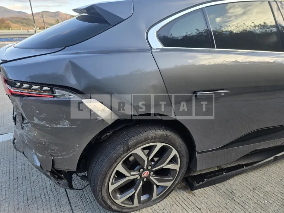 Photo 2 of 25: 2019 Jaguar I-Pace EV400 — Korean insurance auction