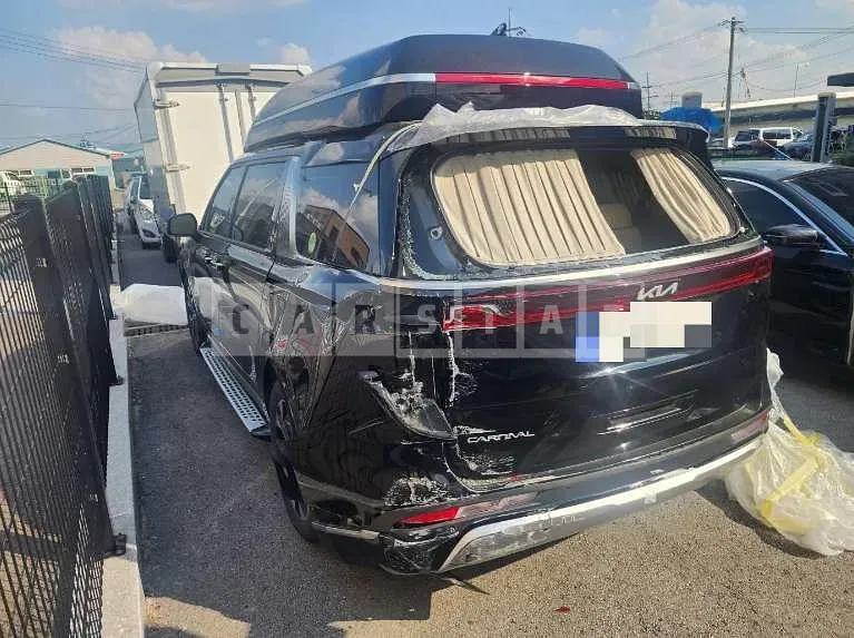 Photo 2 of 13: 2023 Kia Carnival High Limousine — Korean insurance auction