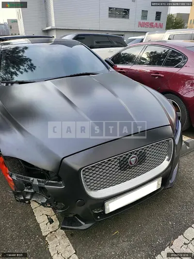 Photo 1 of 12: 2016 Jaguar XJ 3.0 d, VIN SAJAA2291GNV93374 — Korean insurance auction
