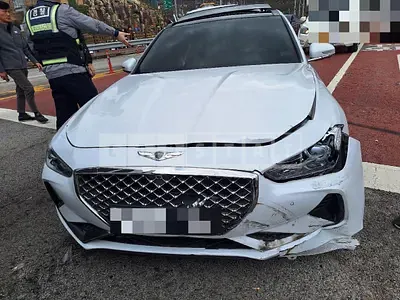 Photo 1 of 16: 2018 Genesis G70 2.0T — Korean insurance auction