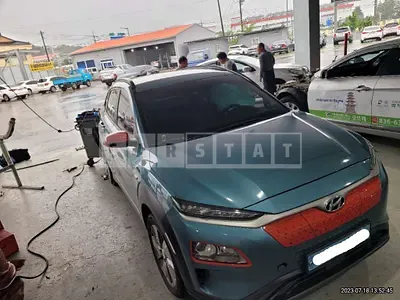 Photo 1 of 10: 2019 Hyundai Kona Electric, VIN KMHK281GFKU001118 — Korean insurance auction