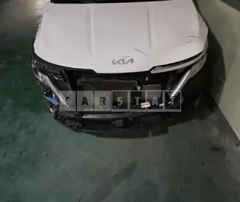 Photo 2 of 37: 2023 Kia Carnival — Korean insurance auction