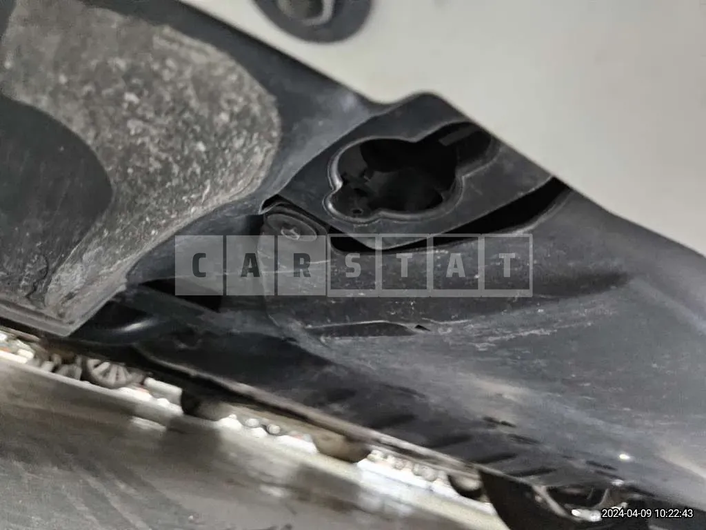 Photo 2 of 17: 2021 BMW 520i — Korean insurance auction