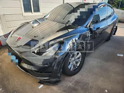 Photo 1 of 33: 2024 Tesla Model Y RWD — Korean insurance auction
