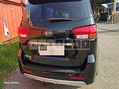 Photo 1 of 20: 2017 Kia Carnivals — Korean insurance auction