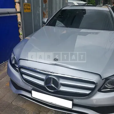 Photo 1 of 32: 2018 Mercedes-Benz E220d 4Matic, VIN WDDZF0FB3JA476260 — Korean insurance auction