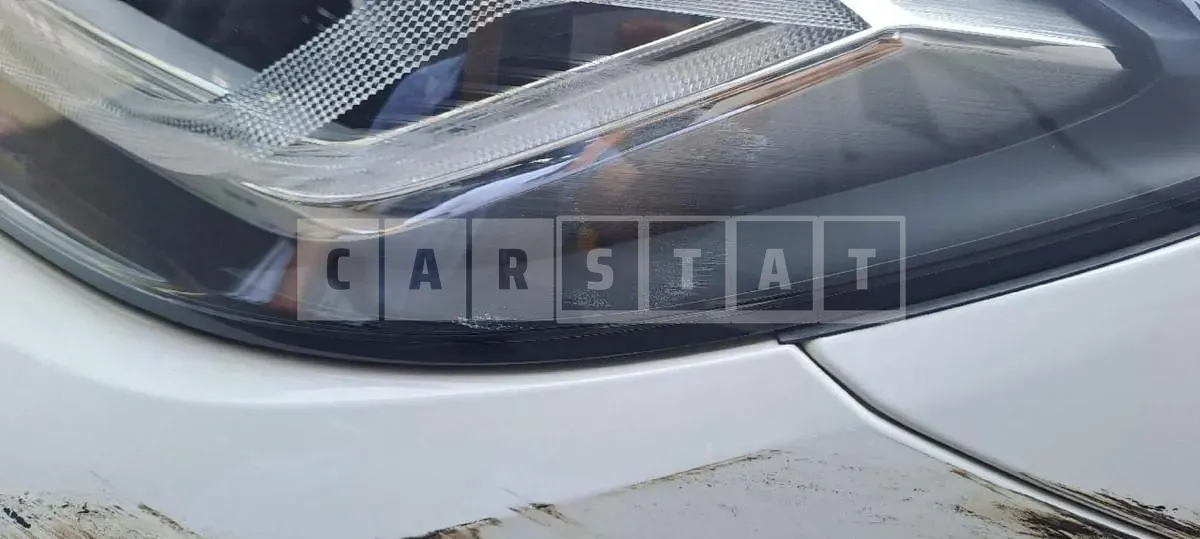 Photo 2 of 5: 2022 BMW (parts) 520i Headlamp — Korean insurance auction