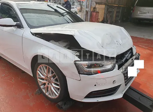 Photo 2 of 17: 2015 Audi A4 35 TDI quattro, VIN WAUZZZ8K2FN023411 — Korean insurance auction