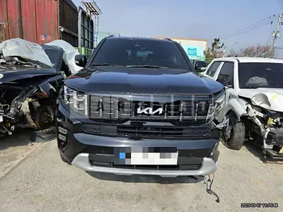 Photo 1 of 19: 2022 Kia Mojave 4WD — Korean insurance auction