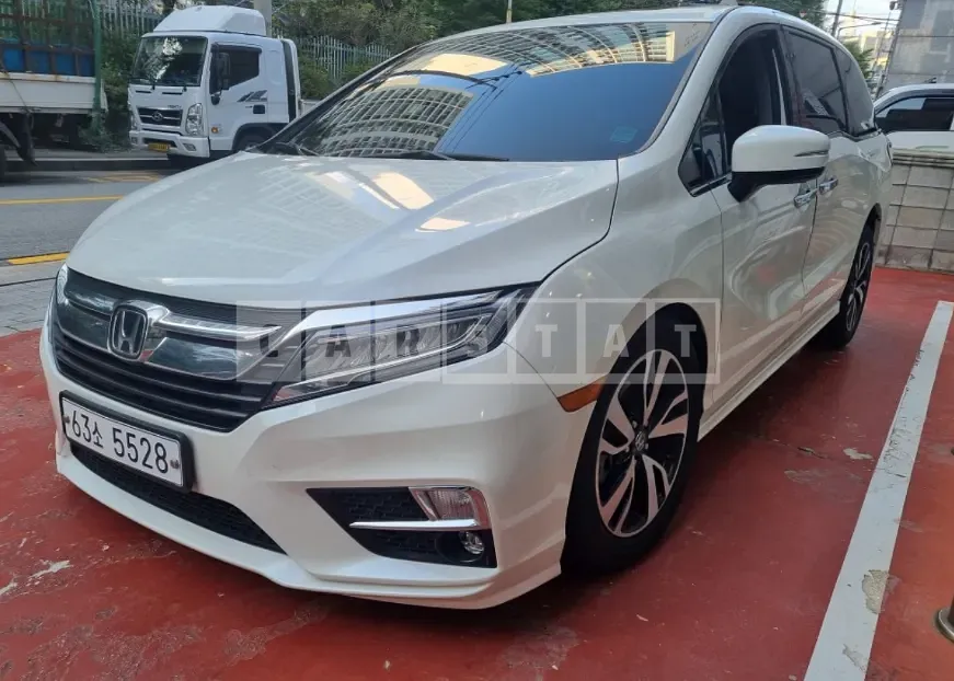 Photo 2 of 16: 2019 Honda Odyssey, VIN 5KBRL6880KB601269 — Korean insurance auction