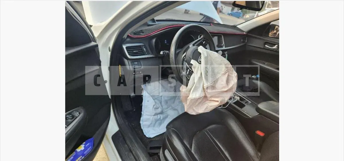 Photo 2 of 16: 2018 Kia K5 LPG, VIN KNAGS416BKA304251 — Korean insurance auction