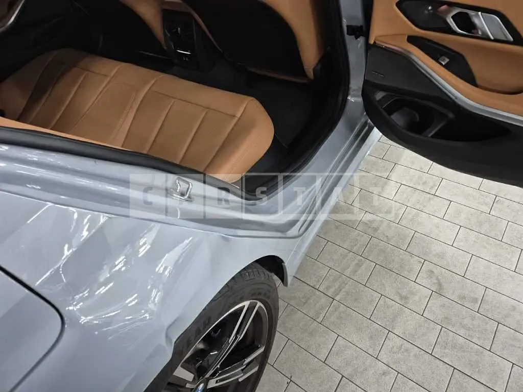 Photo 2 of 23: 2024 BMW 320d — Korean insurance auction