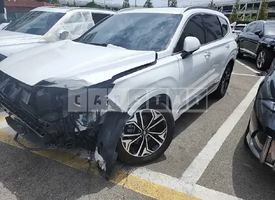 Photo 2 of 17: 2019 Hyundai Santa Fe, VIN KMHS381BBKU147702 — Korean insurance auction