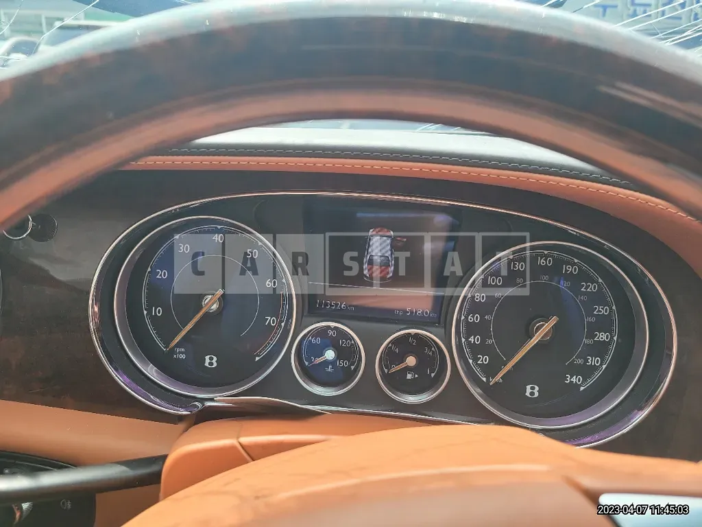 Photo 2 of 16: 2016 Bentley Flying Spur W12, VIN SCBEL53W4GC057887 — Korean insurance auction