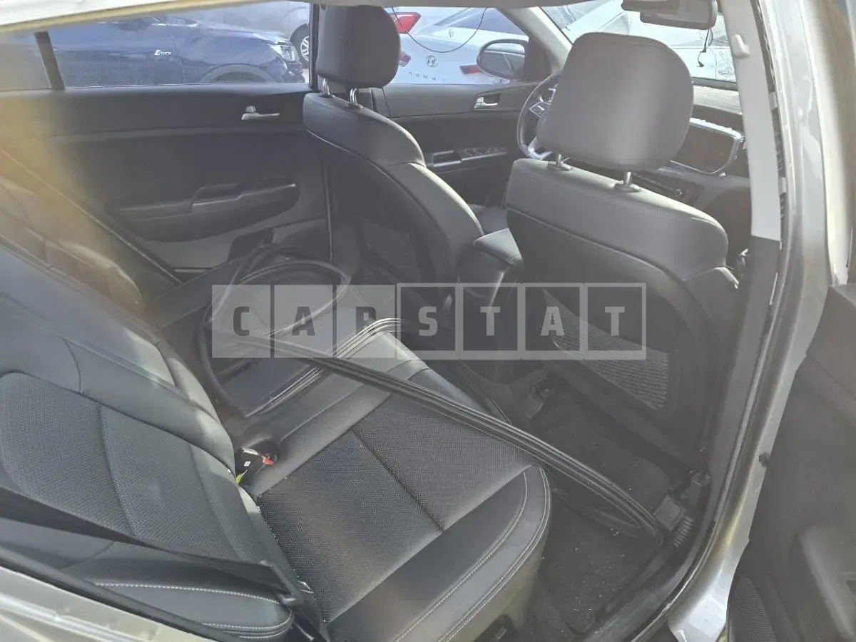 Photo 2 of 9: 2020 Kia Sportage — Korean insurance auction