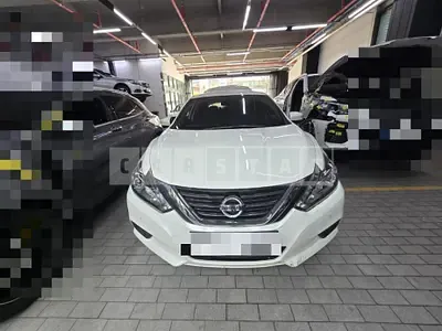 Photo 1 of 15: 2017 Nissan Altima 2.5 — Korean insurance auction