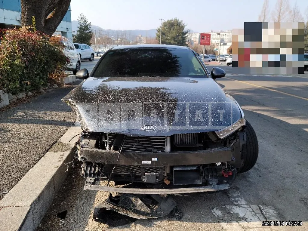 Photo 2 of 15: 2021 Kia K5 1.6, VIN KNAG3412BMA118259 — Korean insurance auction