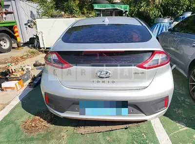 Photo 1 of 13: 2017 Hyundai IONIQ Electric, VIN KMHC051HFJU015043 — Korean insurance auction
