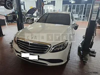 Photo 1 of 10: 2019 Mercedes-Benz C220d 4Matic — Korean insurance auction