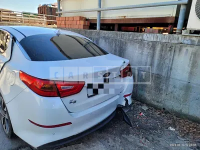 Photo 1 of 57: 2015 Kia K5 2.0, VIN KNAGN419BFA647505 — Korean insurance auction