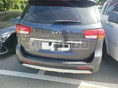 Photo 1 of 10: 2015 Kia All New Carnival 2.2 (Diesel, 9 -Seater) — Korean insurance auction