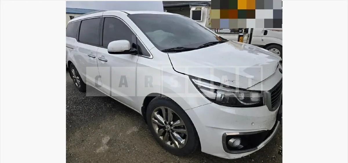 Photo 2 of 11: 2015 Kia Carnivals — Korean insurance auction