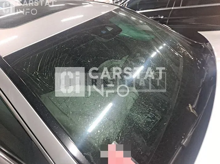 Photo 2 of 30: 2019 Mercedes-Benz C220 d 4Matic — Korean insurance auction