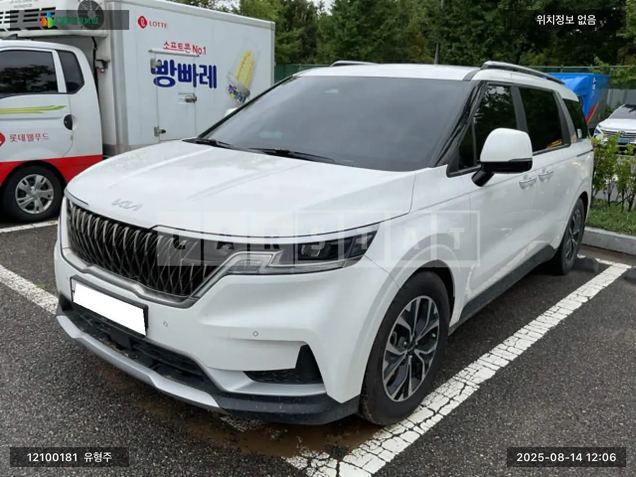 Photo 2 of 14: 2021 Kia Carnival, VIN KNHNB37BBNS133542 — Korean insurance auction
