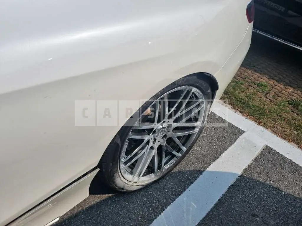 Photo 2 of 16: 2015 Mercedes-Benz AMG S63 4Matic Coupe — Korean insurance auction