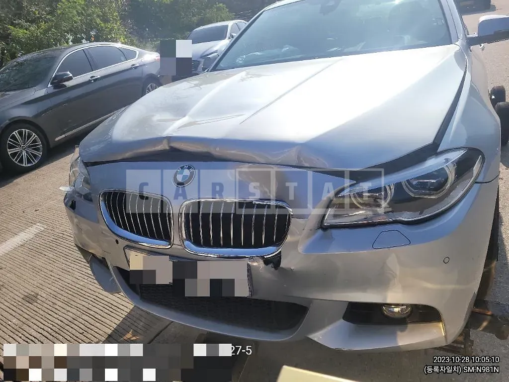 Photo 2 of 6: 2015 BMW 520d, VIN WBA5E5107GG070208 — Korean insurance auction