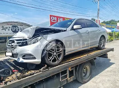 Photo 1 of 11: 2016 Mercedes-Benz E250 BlueTec 4Matic, VIN WDDHF9HB0GB291325 — Korean insurance auction