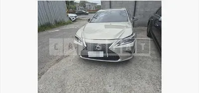 Photo 1 of 7: 2019 Lexus ES300h — Korean insurance auction