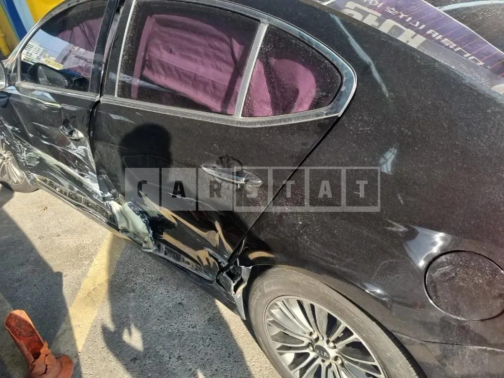 Photo 2 of 15: 2015 Kia K7 — Korean insurance auction