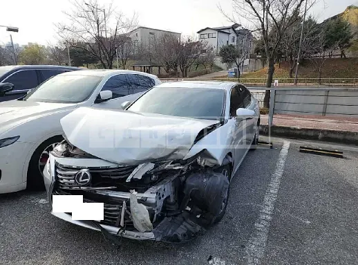 Photo 2 of 20: 2016 Lexus ES300h, VIN JTHBW1GG9G2121123 — Korean insurance auction