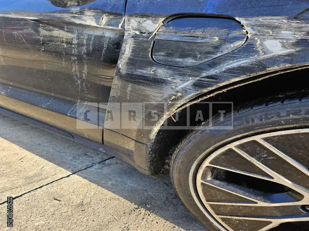 Photo 2 of 34: 2021 Porsche Taycan Turbo — Korean insurance auction