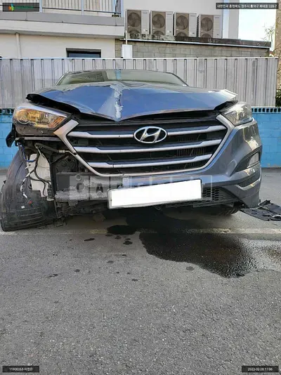 Photo 1 of 15: 2017 Hyundai Tucson, VIN KMHJ281ABHU357440 — Korean insurance auction