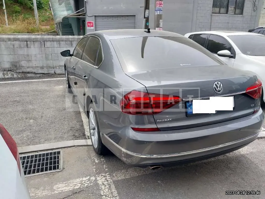 Photo 2 of 17: 2018 Volkswagen Passat 2.0 TSI, VIN 1VWZZZA3ZJC036188 — Korean insurance auction