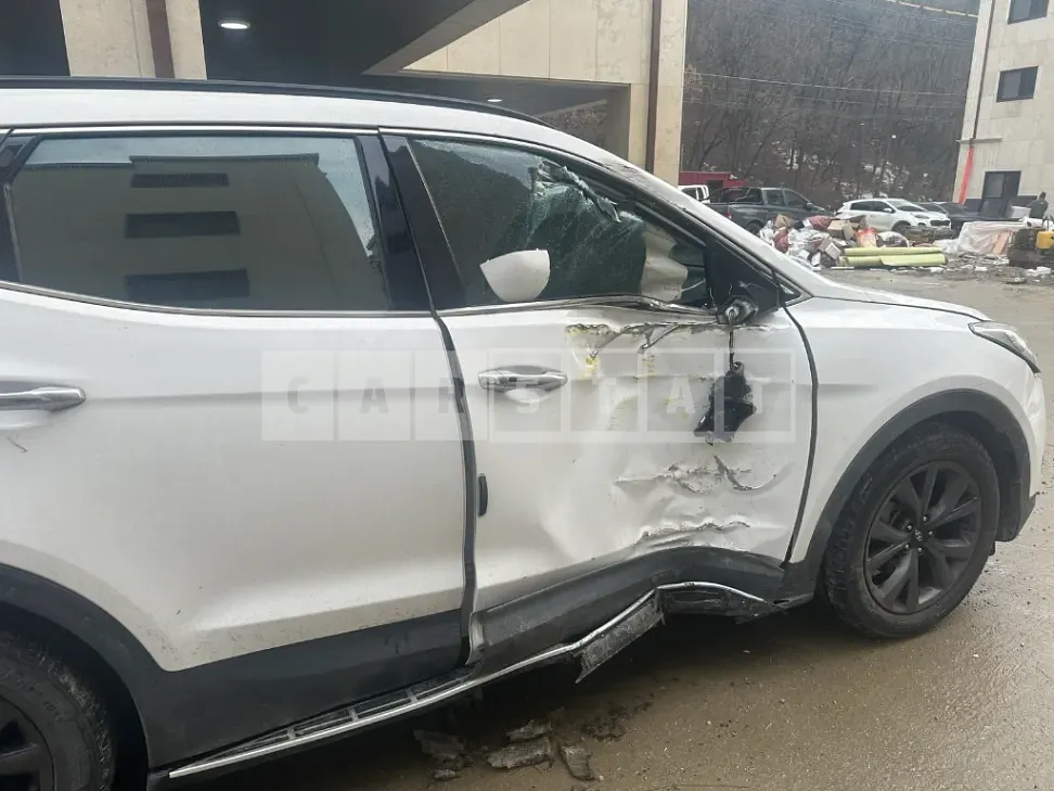 Photo 2 of 3: 2016 Hyundai Santa Fe DM 2.0 — Korean insurance auction