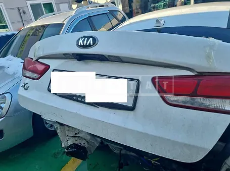Photo 2 of 7: 2019 Kia K5, VIN KNAGS416BKA332290 — Korean insurance auction