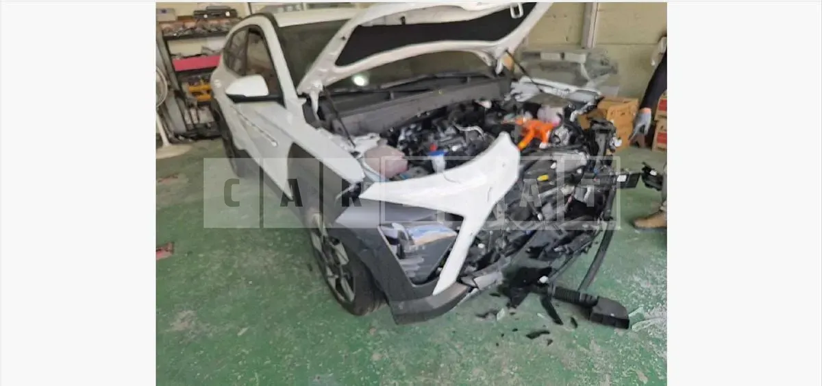 Photo 2 of 14: 2023 Hyundai Kona Hybrid — Korean insurance auction