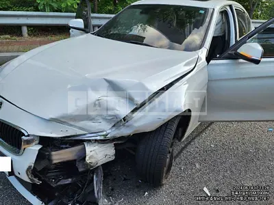 Photo 1 of 13: 2016 BMW 320d — Korean insurance auction