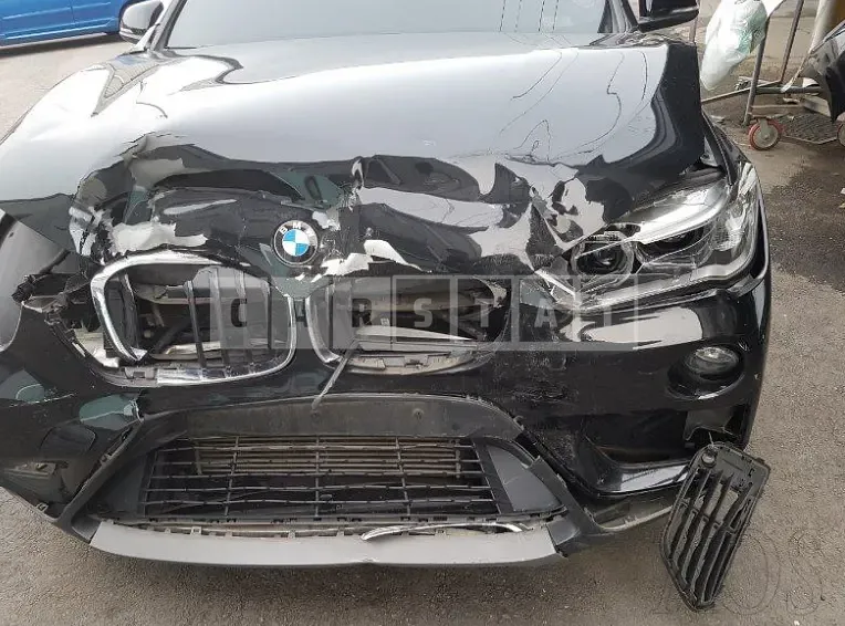 Photo 2 of 9: 2017 BMW X1 xDrive 18d, VIN WBAHT9100H5F20047 — Korean insurance auction