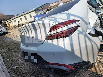 Photo 1 of 6: 2022 Genesis The New G70 Gasoline 3.3 Turbo — Korean insurance auction